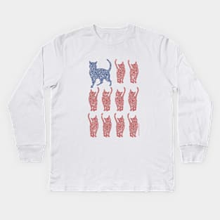 Vertical United States Distressed Cat Flag Circle Design Kids Long Sleeve T-Shirt